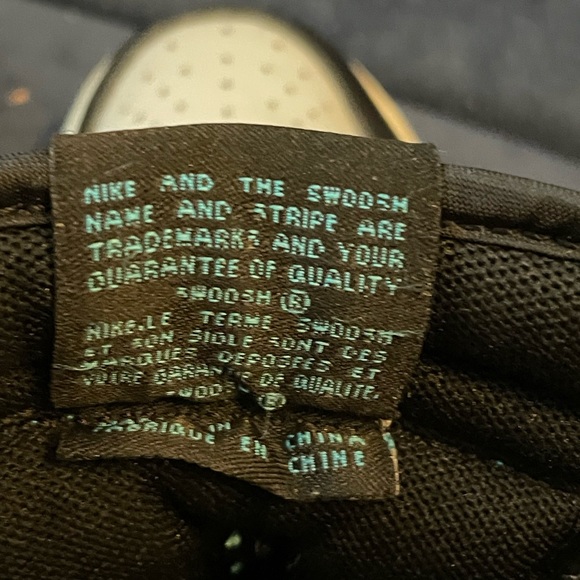 7Y Nike WAS grey and blue high top sneakers. Gray condition!! - Picture 6 of 9